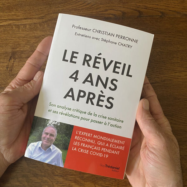 Le réveil 4 ans après - 50EX. SIGNÉS PAR LES AUTEURS